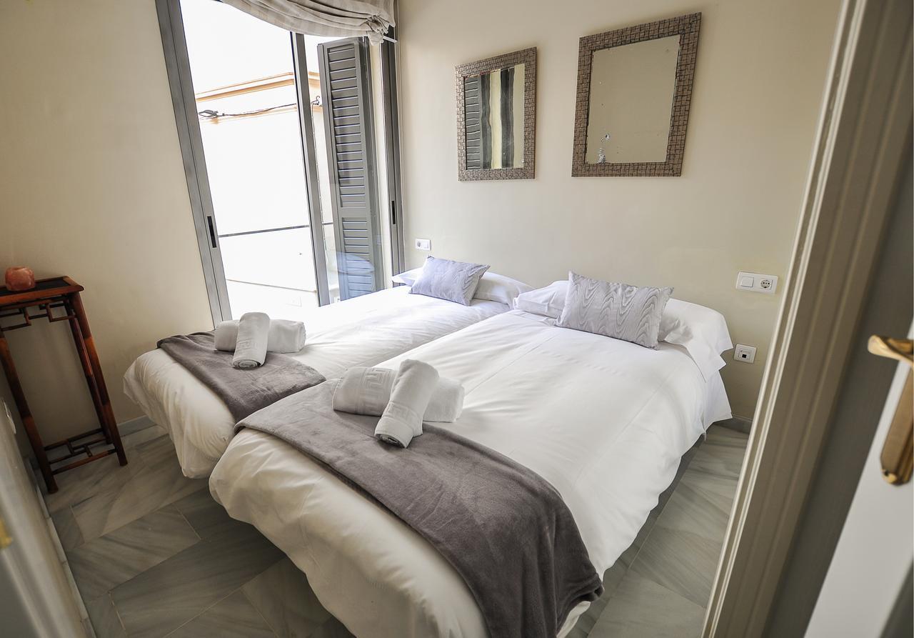 말라가 Acogedor Apartamento Junto A Calle Larios By Renthas 아파트 외부 사진