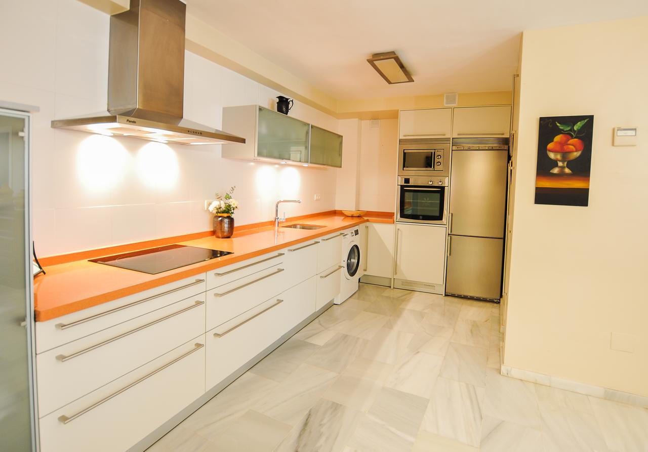 말라가 Acogedor Apartamento Junto A Calle Larios By Renthas 아파트 외부 사진