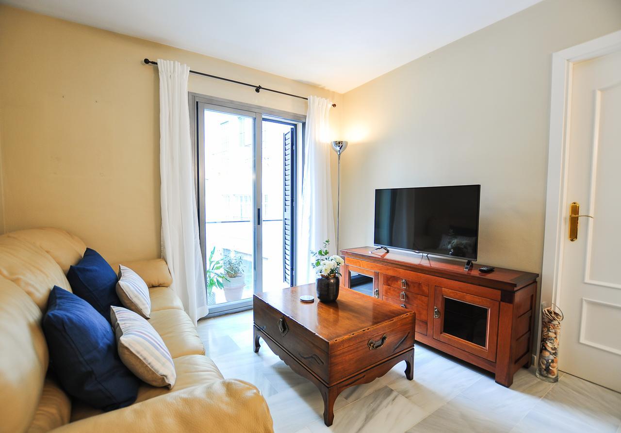 말라가 Acogedor Apartamento Junto A Calle Larios By Renthas 아파트 외부 사진